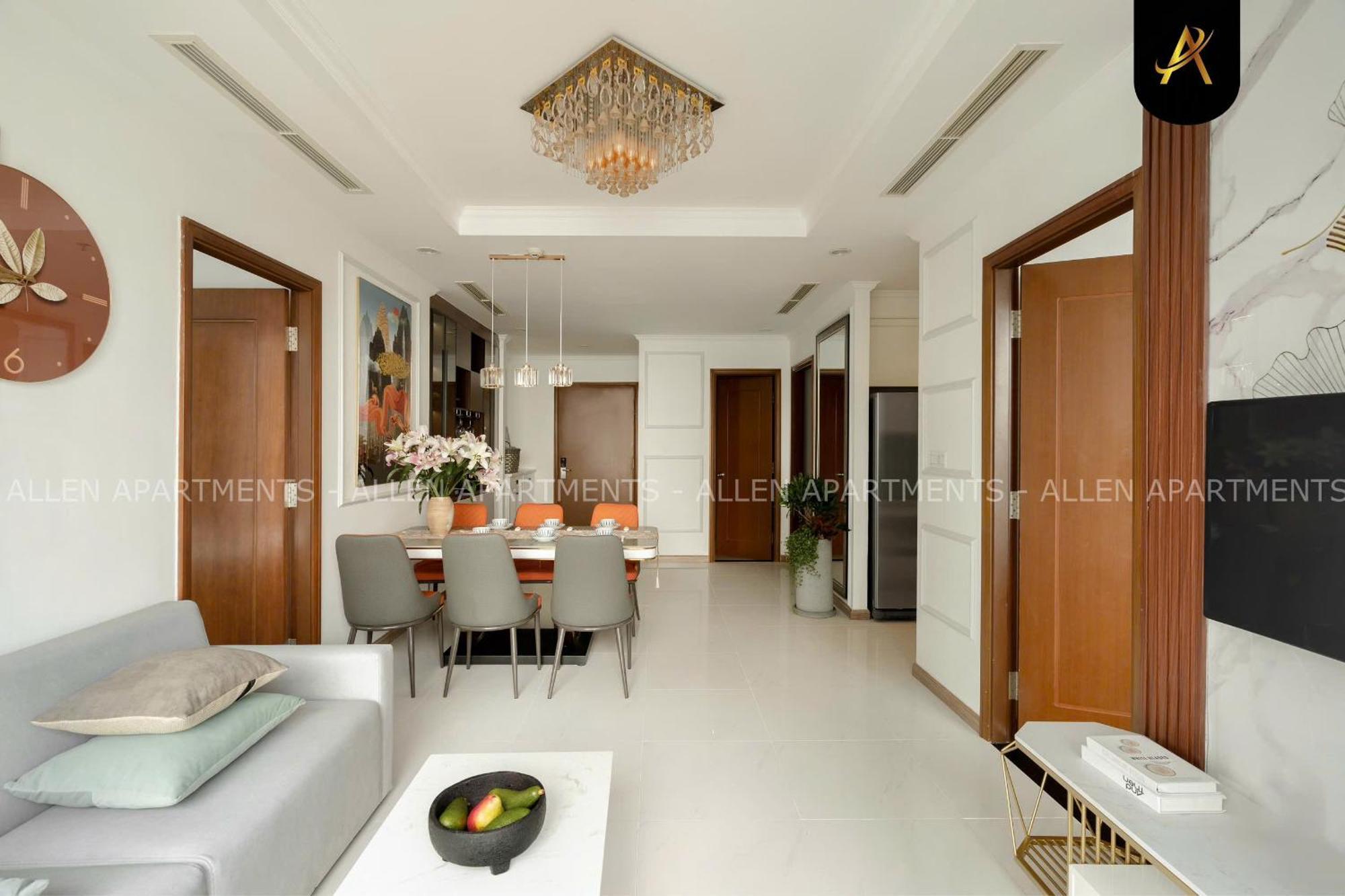 Elara Landmark *