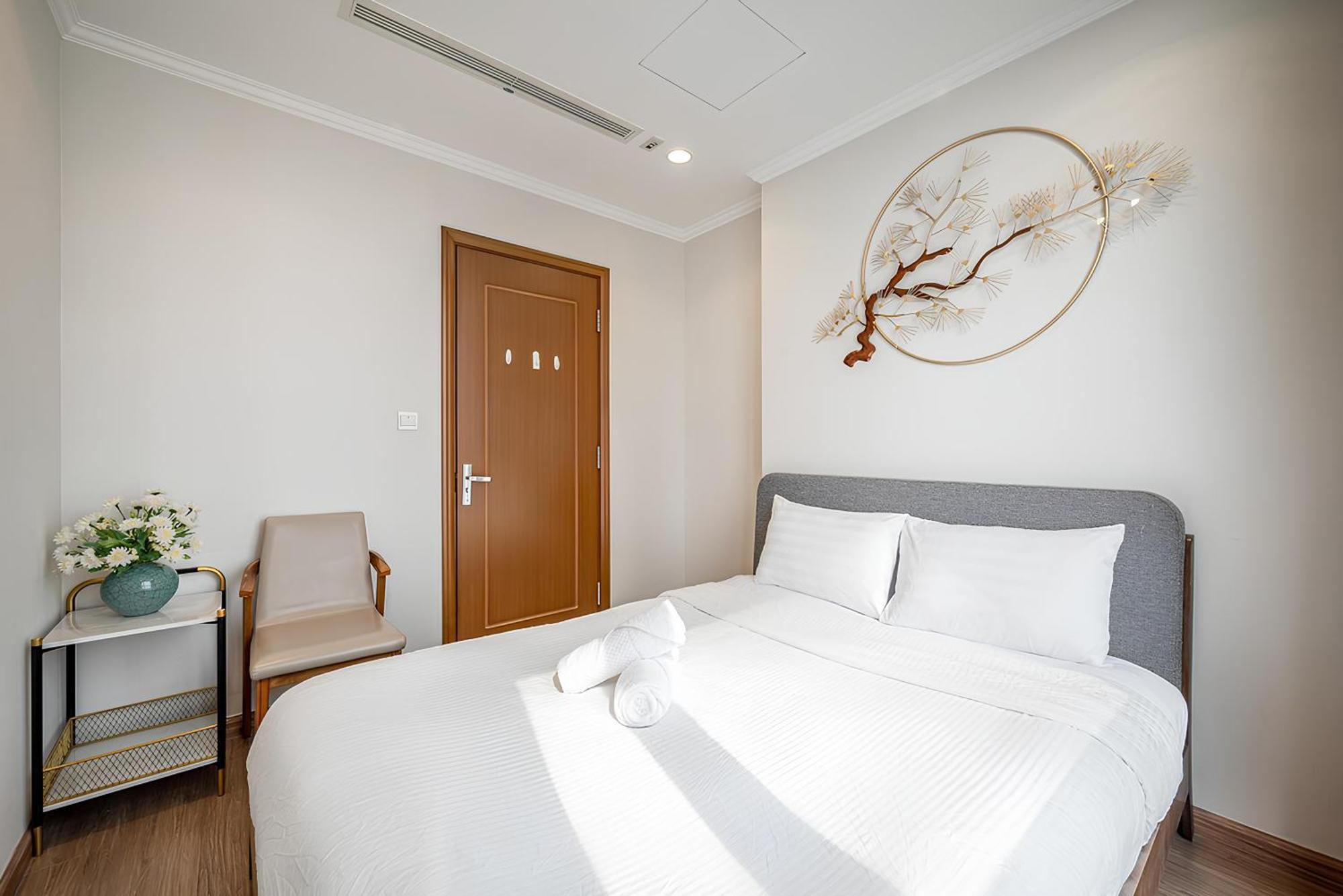 Elara Landmark Apartment